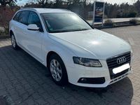 Gebraucht Audi A4 120 PS (88 kW) 2009 Weiß Kombi