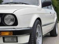 gebraucht BMW 323 i Limo*VOLL Restauriert*Original*Schalter*E30