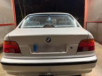 Gebraucht BMW 528 193 PS (141 kW) 1999 Silber Limousine