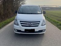 Gebraucht Hyundai H-1 170 PS (125 kW) 2015 Weiß Van / Kleinbus