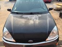 Gebraucht Ford Focus Ghia 115 PS (84 kW) 1999 Blau Kombi