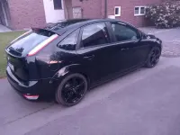 Gebraucht Ford Focus 101 PS (74 kW) 2010 Schwarz Kleinwagen