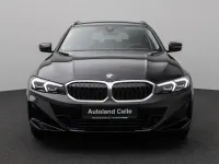 Gebraucht BMW 318 Shadowline 156 PS (114 kW) 2025 Schwarz Limousine
