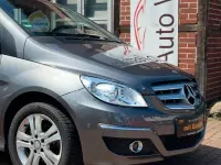Gebraucht Mercedes B200 136 PS (100 kW) 2009 Grau Van / Kleinbus