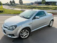 Gebraucht Opel Tigra 123 PS (90 kW) 2005 Silber Cabrio