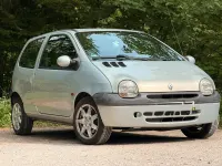 Używany Renault Twingo 58 KM (42 kW) 2002 Srebrny Hatchback