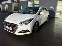 Gebraucht Hyundai i40 Premium 141 PS (103 kW) 2018 Weiß Kombi