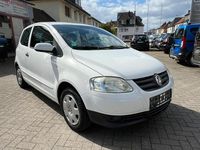 Usado VW Fox Basis 54 HP (39 kW) 2009 Branco Citadino