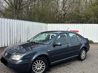 Usata VW Bora 90 CV (66 kW) 2002 Grigio Berlina