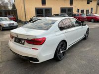 Gebraucht BMW 750 Performance 449 PS (330 kW) 2018 Weiß Limousine