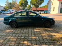 Gebraucht Skoda Superb 193 PS (141 kW) 2002 Grau Limousine