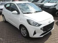 Gebraucht Hyundai i10 Select 67 PS (49 kW) 2022 Weiß Kleinwagen
