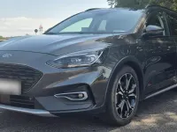 Gebraucht Ford Focus Cool & Connect 125 PS (91 kW) 2020 Grau Kombi