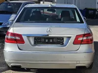 Gebraucht Mercedes E200 Avantgarde 184 PS (135 kW) 2012 Iridiumsilber  metalliclack Limousine