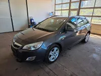 Gebraucht Opel Astra 115 PS (84 kW) 2011 Grau Kombi