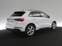 Gebraucht Audi Q3 S-Line 150 PS (110 kW) 2023 Gletscherweiß metallic (metallic) SUV