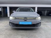Gebraucht VW Golf VIII Style 150 PS (110 kW) 2024 Mondsteingrau Limousine