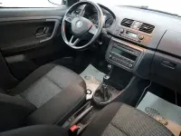 Gebraucht Skoda Roomster Scout 105 PS (77 kW) 2015 Weiß Kombi