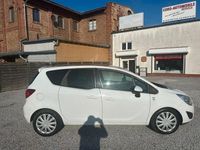 Gebraucht Opel Meriva 110 PS (80 kW) 2012 Weiß Van / Kleinbus