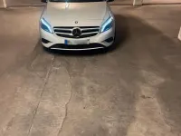 Gebraucht Mercedes A180 Style 122 PS (89 kW) 2014 Weiß Kleinwagen