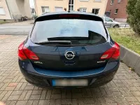 Gebraucht Opel Astra 87 PS (63 kW) 2012 Blau Kleinwagen