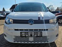 Gebraucht VW Caddy Maxi Basis 122 PS (89 kW) 2023 Weiß Van / Kleinbus