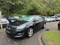 Gebraucht Opel Astra Active 101 PS (74 kW) 2013 Schwarz Kombi