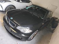 Gebraucht BMW 118 143 PS (105 kW) 2007 Schwarz Kleinwagen