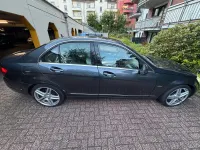 Gebraucht Mercedes C200 Avantgarde 160 PS (117 kW) 2009 Grau Limousine