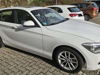 Gebraucht BMW 116 Sport Line 116 PS (85 kW) 2015 Weiß Kleinwagen