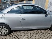 Second-hand VW Eos 160 CP (117 kW) 2009 Argintiu Cabrio