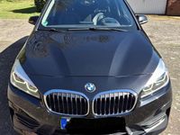 Gebraucht BMW 218 Advantage 150 PS (110 kW) 2020 Schwarz Van / Kleinbus