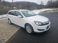 Gebraucht Opel Astra Edition 110 PS (80 kW) 2010 Weiß Kombi