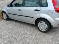 Gebraucht Ford Fiesta 65 PS (47 kW) 2002 Grau Kleinwagen