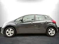 Gebraucht Kia Venga 90 PS (66 kW) 2012 Grau Kleinwagen