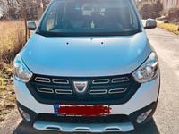 Gebraucht Dacia Lodgy Stepway 116 PS (85 kW) 2022 Weiß Van / Kleinbus