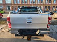Gebraucht Ford Ranger Limited 200 PS (147 kW) 2015 Silber Pickup