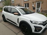 Gebraucht Dacia Jogger Comfort 110 PS (80 kW) 2024 Weiß Van / Kleinbus