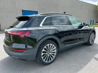 Używany Audi e-tron 230 kW (313 KM) 2022 Czarny SUV