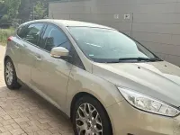 Gebraucht Ford Focus Business Edition 101 PS (74 kW) 2015 Beige Limousine