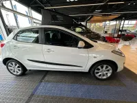 Gebraucht Mazda 2 Active 84 PS (61 kW) 2011 Weiß Kleinwagen