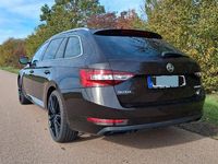 Gebraucht Skoda Superb Style 179 PS (131 kW) 2017 Braun Kombi