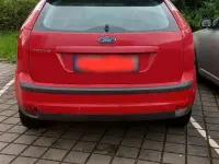 Gebraucht Ford Focus 80 PS (58 kW) 2007 Rot Kleinwagen