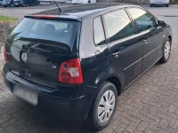Gebraucht VW Polo 64 PS (47 kW) 2003 Schwarz Kleinwagen