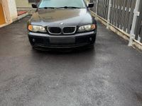Gebraucht BMW 318 143 PS (105 kW) 2004 Schwarz Kombi