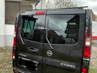 Gebraucht Opel Vivaro 125 PS (91 kW) 2017 Schwarz Van / Kleinbus