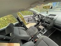 Second-hand VW Polo Basis 64 CP (47 kW) 2003 Argintiu Berlinǎ