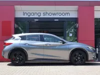 Gebraucht Infiniti Q30 Sport Tech 156 PS (114 kW) 2017 Grau Limousine