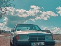 Gebraucht Mercedes E260 160 PS (117 kW) 1991 Grau Limousine