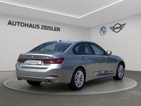 Gebraucht BMW 330e 184 PS (135 kW) 2024 Skyscraper grau Limousine
